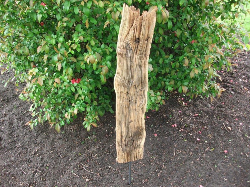 Wunderschöne Holzstele für den Garten DIY family