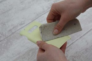 Handyhüllen-Upcycling im Marmor-Stil - Anleitung